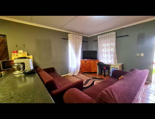 3 BEDROOM DUPLEX FOR SALE IN BARDALE VILLAGE
